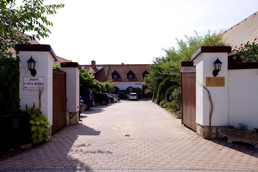Fogado Az Oreg Preshez Hotel มัวร์ ภายนอก รูปภาพ