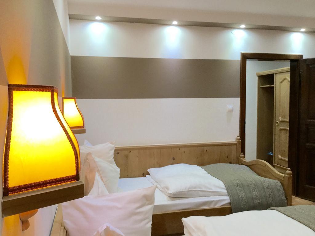 Fogado Az Oreg Preshez Hotel มัวร์ ภายนอก รูปภาพ